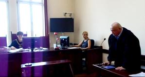 Policyjny kierowca radiowozu Dariusz Góral, który niewiele pamiętał, stał się dla prokuratury kluczowym świadkiem skazania na pół roku robót publicznych pracodawczyni z Kłodzka! Co zrobi sędzia Agnieszka Połyniak?