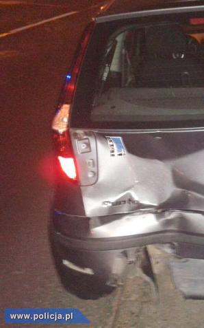 Ponad 150 km/h ulicami miasta. Szaleńczy rajd zakończył kolizją